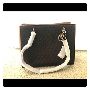 MIchael Kors MK purse